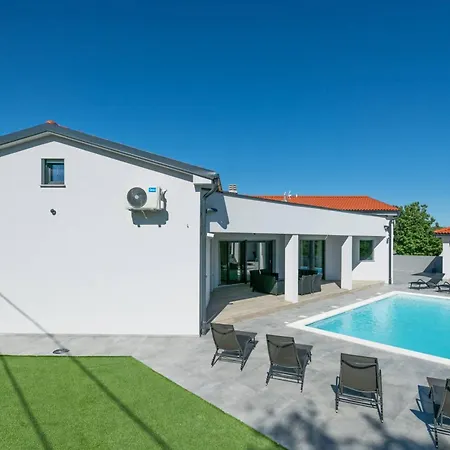 Holiday home Speranza Pula
